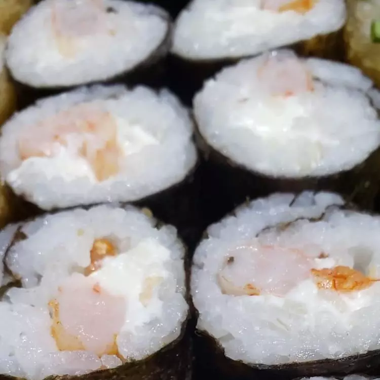 HOSSOMAKI DE CAMARÃO