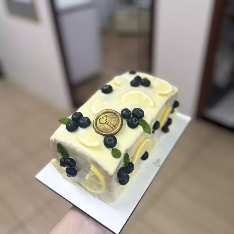 LONGCAKE LIMÃO MIRTILO