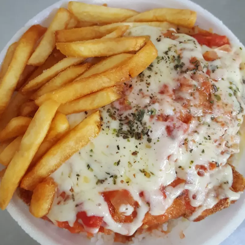 Parmegiana de Frango+1guarnição