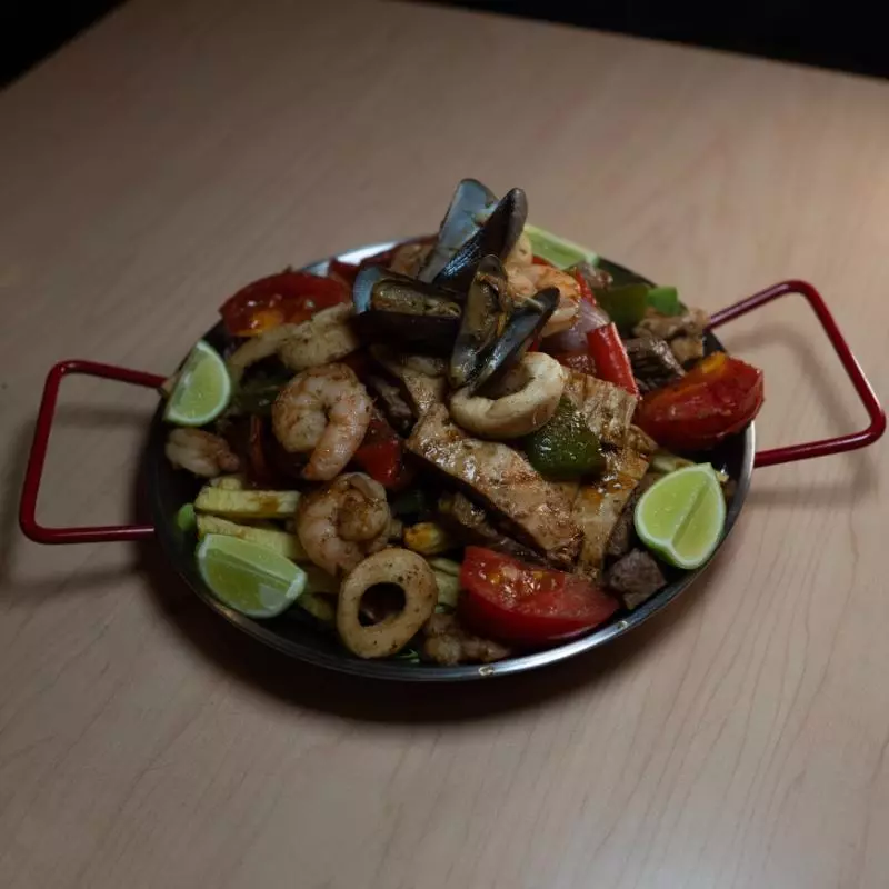 Parrilla Mar y Tierra (2pax)