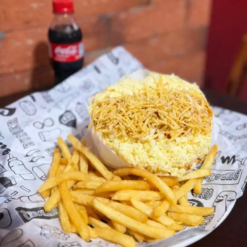 tradicional+ batata + refri 200ml