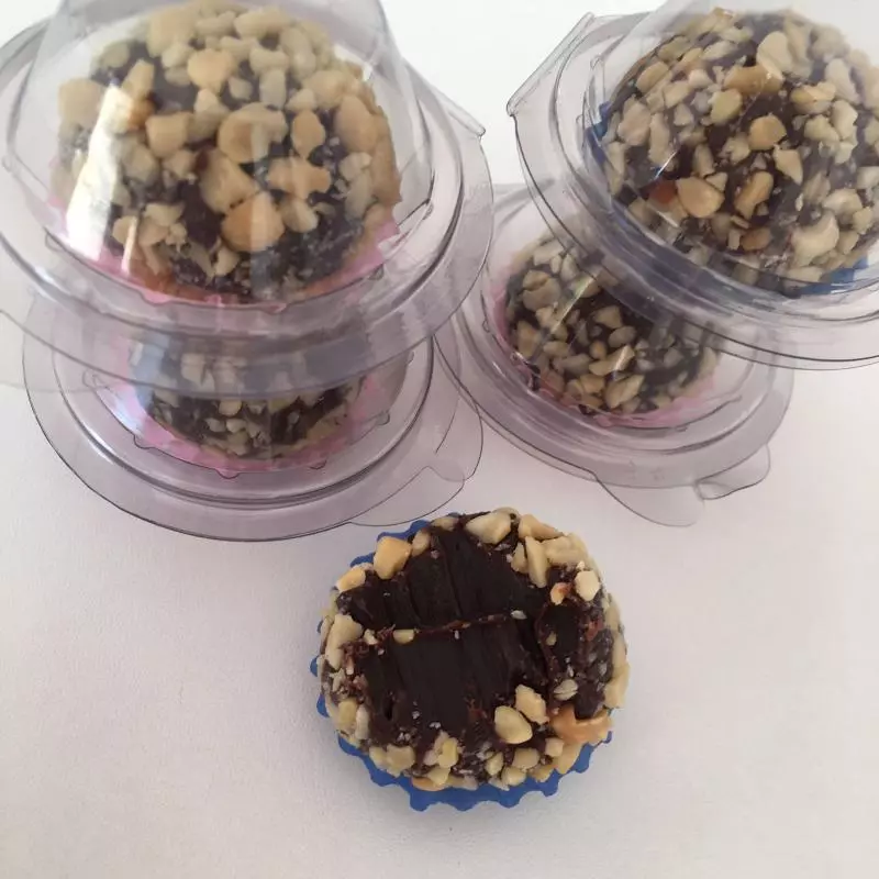 Brigadeiro chocolate/Amendoim