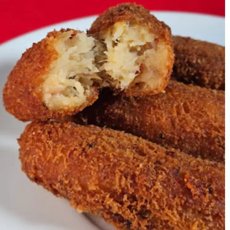 10 Bolinhos de Bacalhau