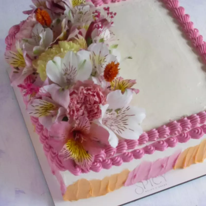 Bolo Quadrado 30 a 35 fatias