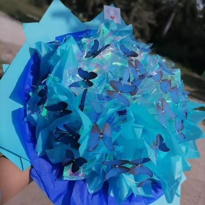 Ramo eterno de mariposas Azules