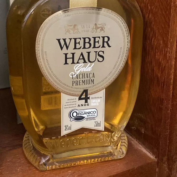 CACHAÇA W HAUS GOLD 4 ANOS