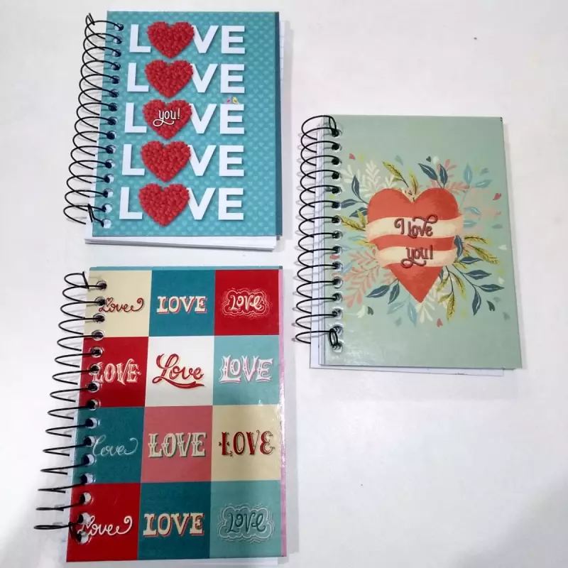 Caderneta 1/8 Love - Máxima