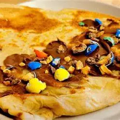 Crepe de Chocolate Com M&M