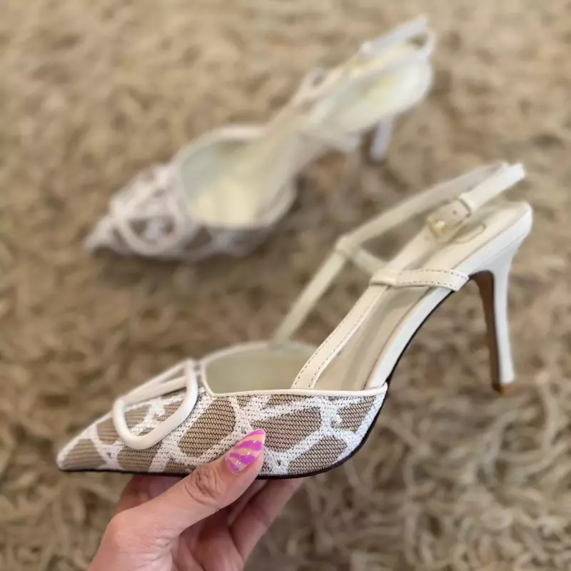 TACON VALENTINO BEIGE MONOGRAM