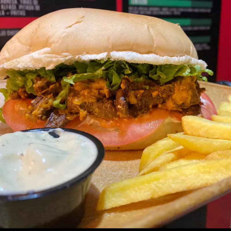 PROMOÇÃO Filé de carne com Cheddar