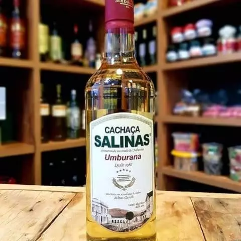 Cachaça Salinas Umburana
