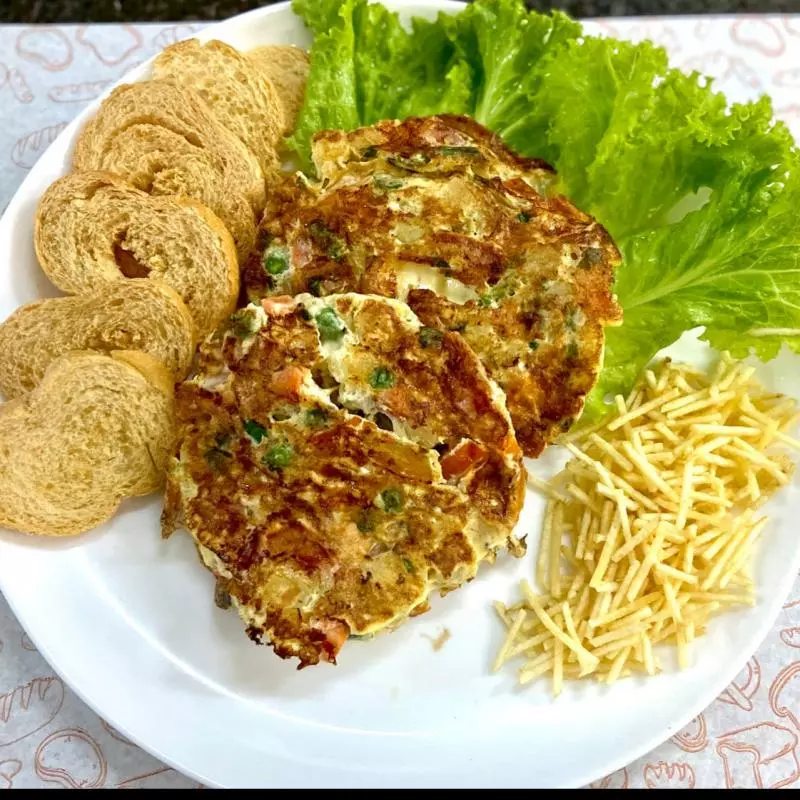 Omelete de presunto e queijo