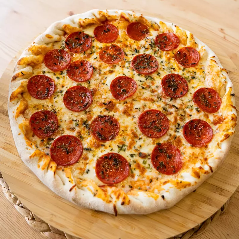 M - Pepperoni