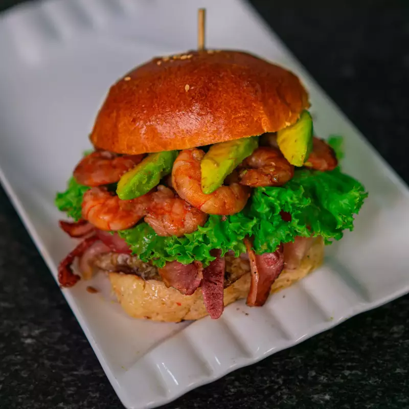 Los caracas + Papas fritas.