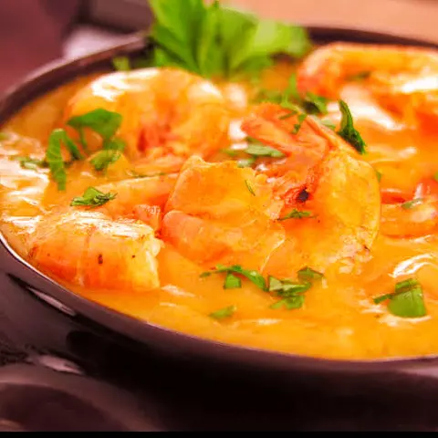 Filé de Peixe com Creme de Camarão