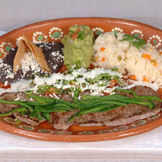 TAMPIQUEÑA CARNE ASADA DE RES