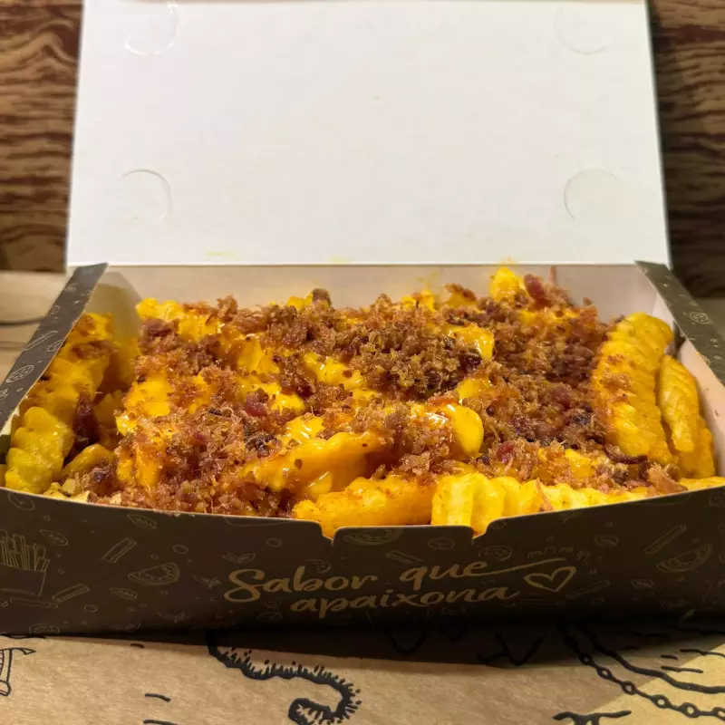 Batata Frita C/ Cheddar e Bacon
