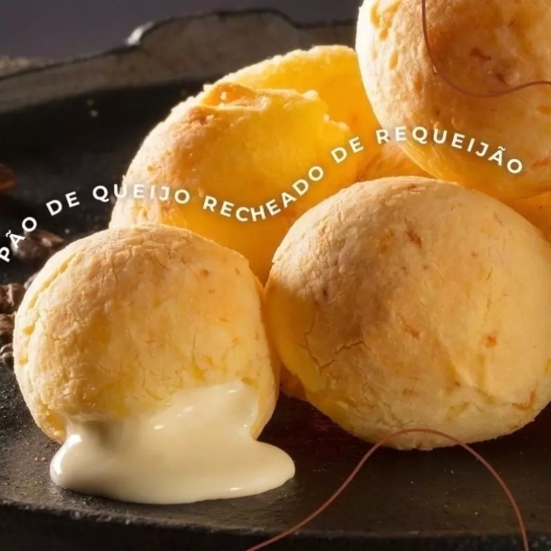Pão de Queijo Recheado c/ Requeijão