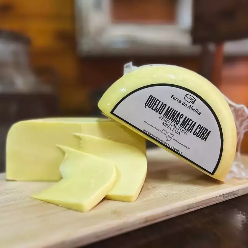QUEIJO MINAS MEIA CURA ZERO LACTOSE