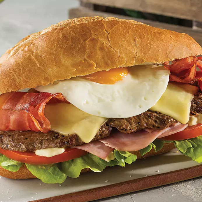 Canadiense al pan c/Fritas