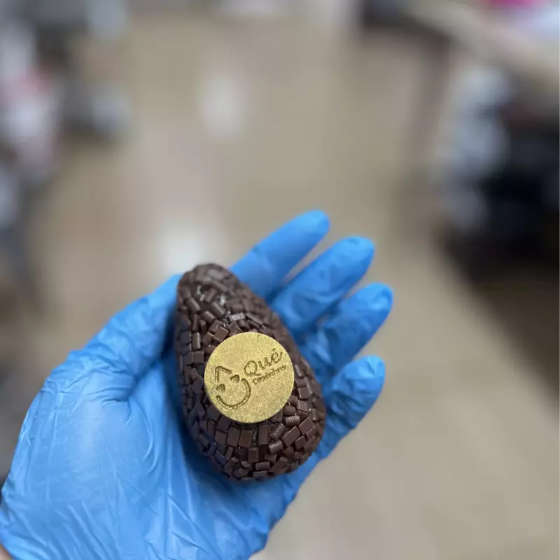 BRIGADEIRO E MORANGO