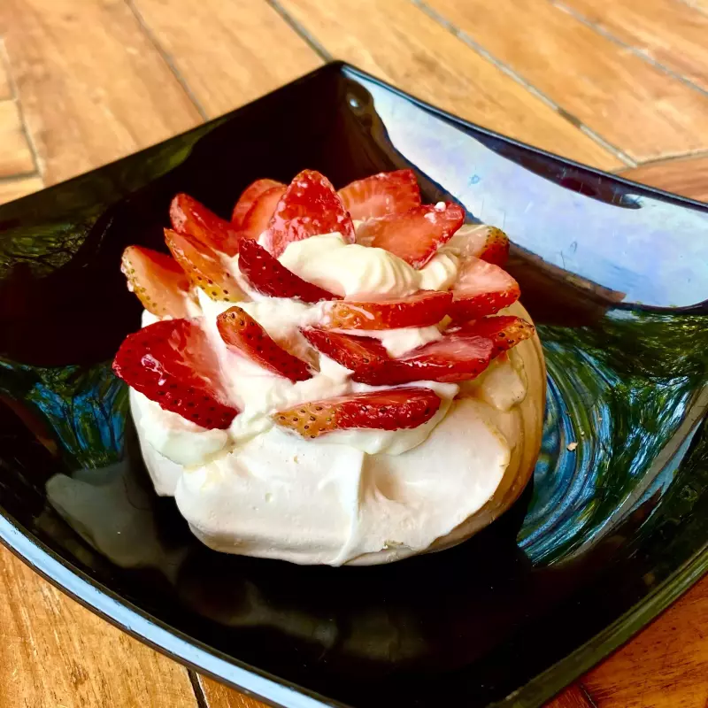 Pavlova con fresas