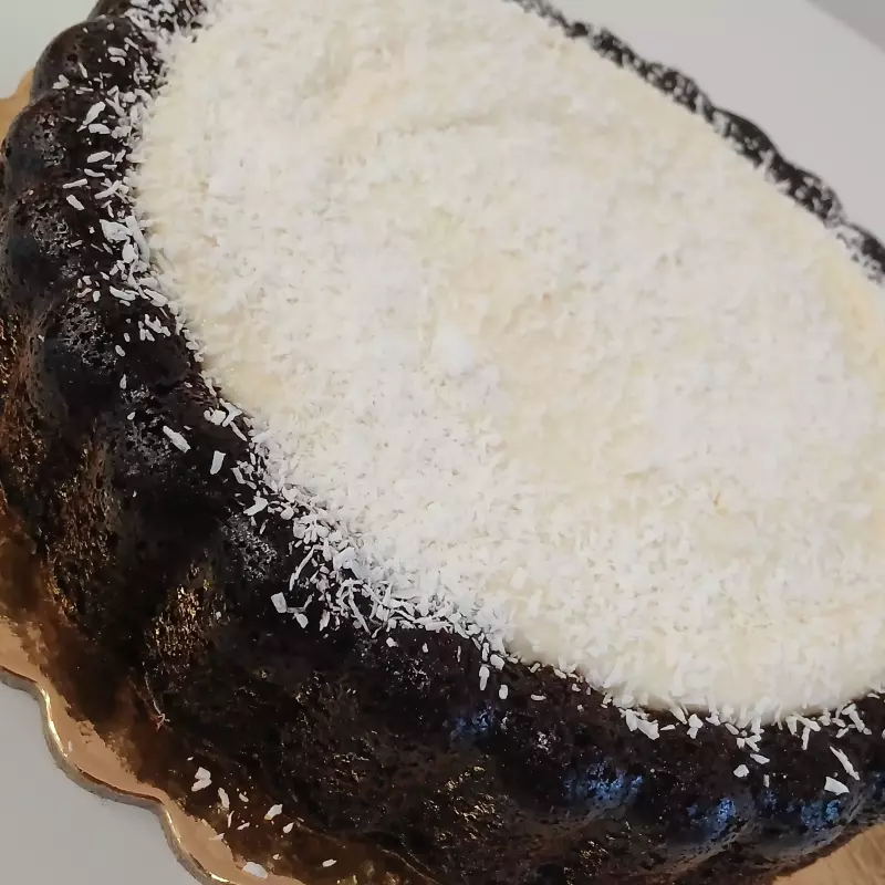 Bolo de Cacau c/ Creme de Coco