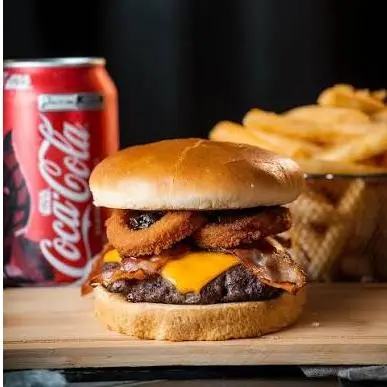 COMBO:1BACON ONIOS + REFRI LATA