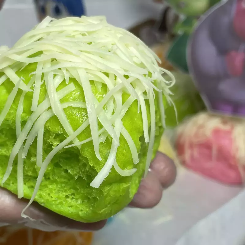 12 pãezinhos coloridos parmesão