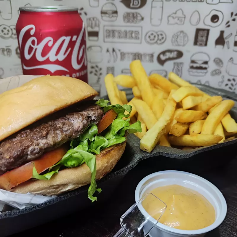 Hambúrguer Artesanal+Batata P+Lata