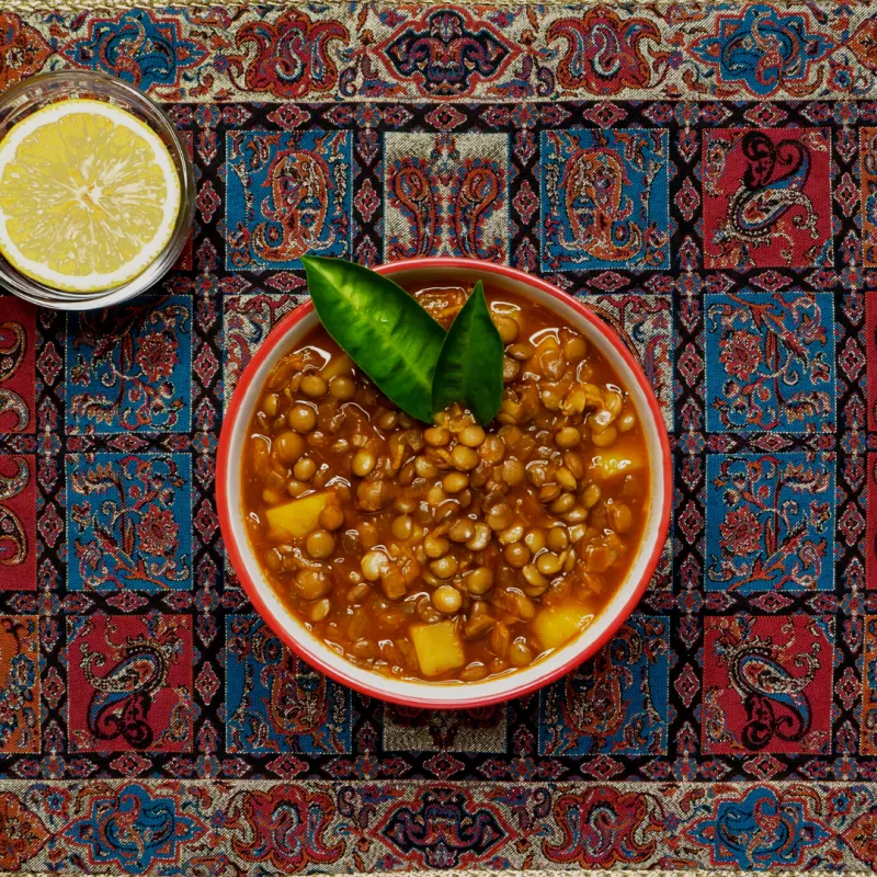 Sopa de lentejas con curry