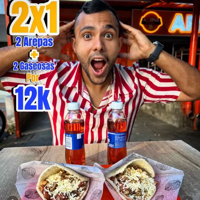 LAS GEMELAS  (2 arepas+2 gaseosas)