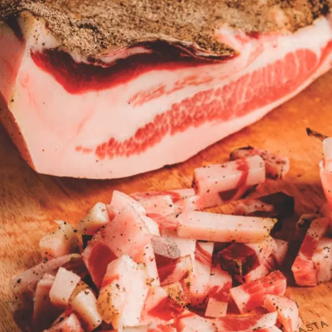 Empaque Guanciale en cubo X100g