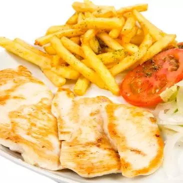 PECHUGA DE POLLO CON PAPAS ALA  FRANCESA