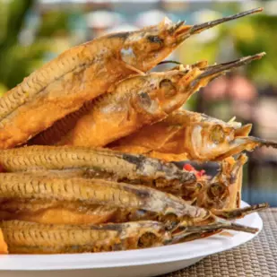 AGULHINHA 150G C/FRITAS