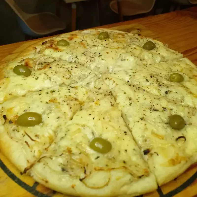 Media(1/2) pizza fugazzeta