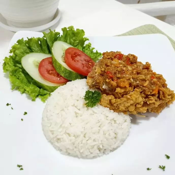 Ayam Geprek DMI
