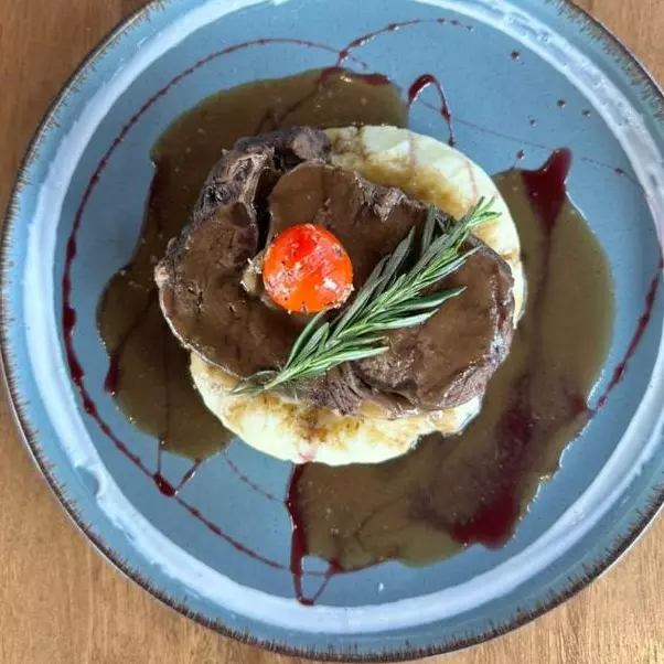 OJO DE BIFE AL  CON PURE DE PAPA