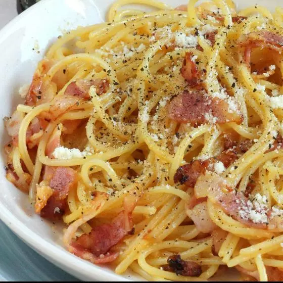 A la Carbonara