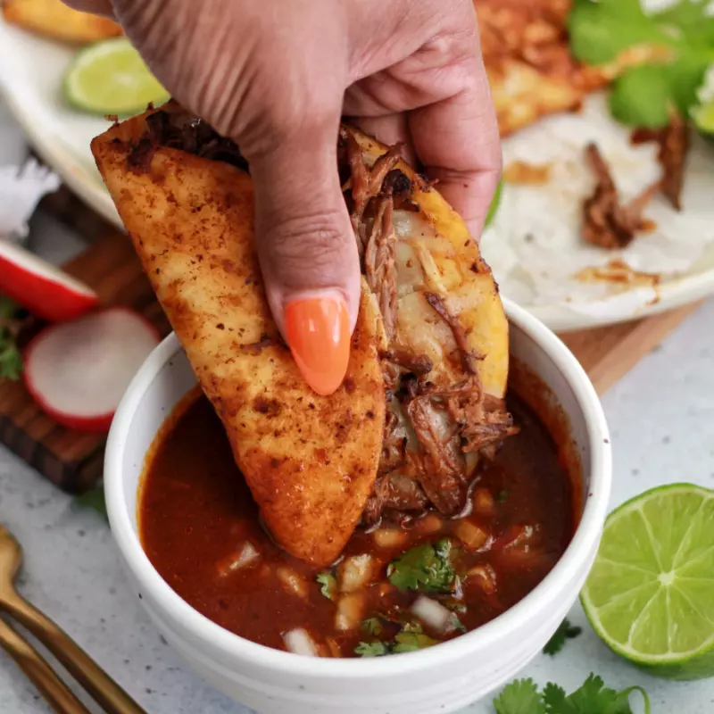 Tacos de birria