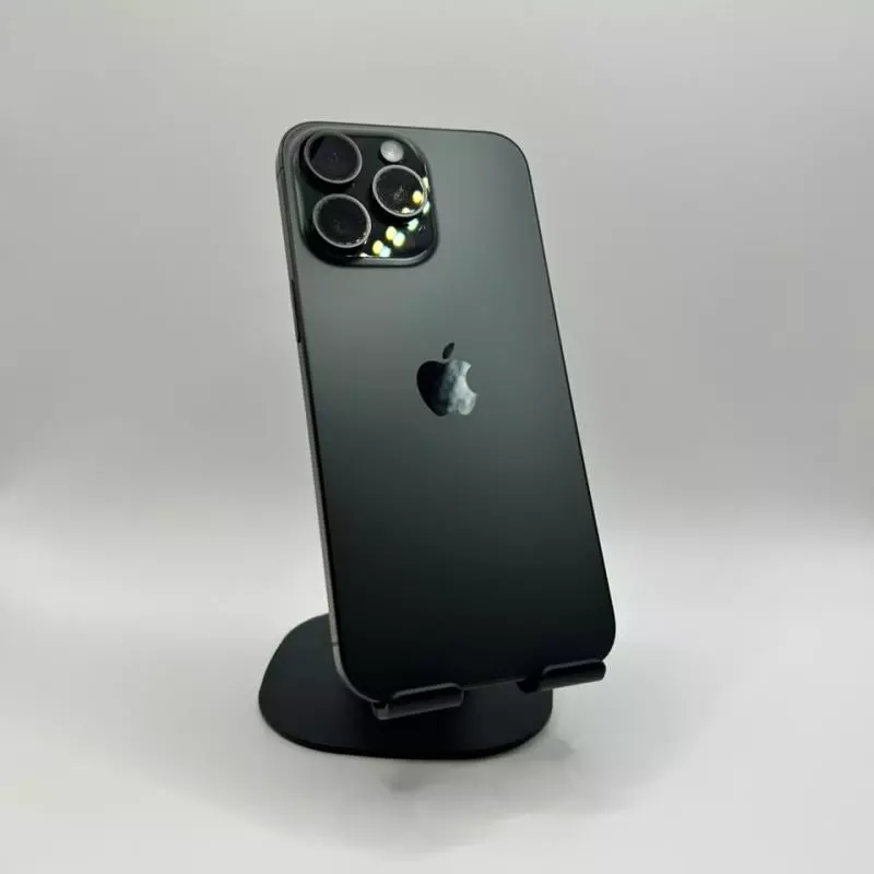 15 PRO MAX 512GB PRETO TITÂNIO
