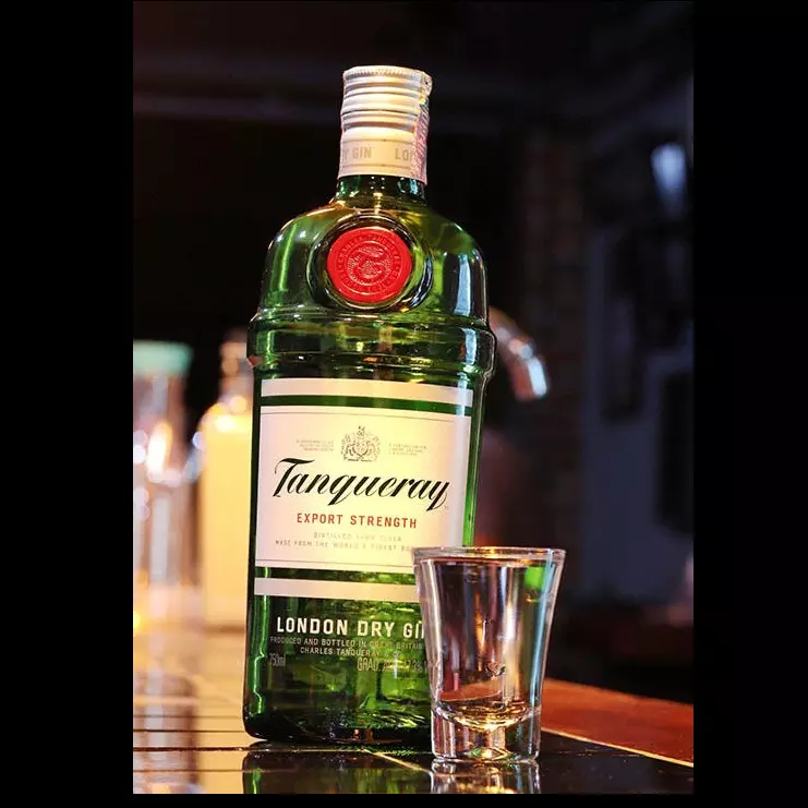 GIN TANQUERAY