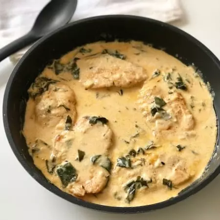 Pollo Salsa de Espinaca