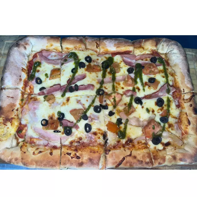 PIZZA ROMANA BORDE DE QUESO