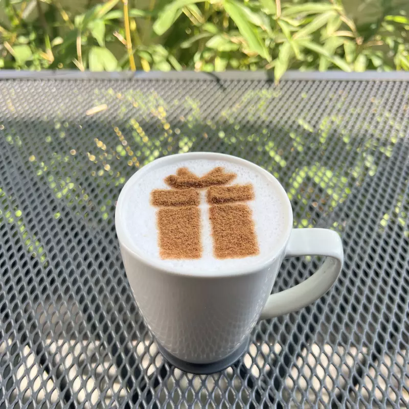 Latte Taro Caliente