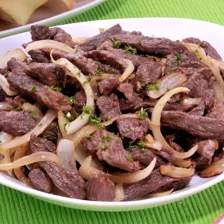 Porção carne  em tiras