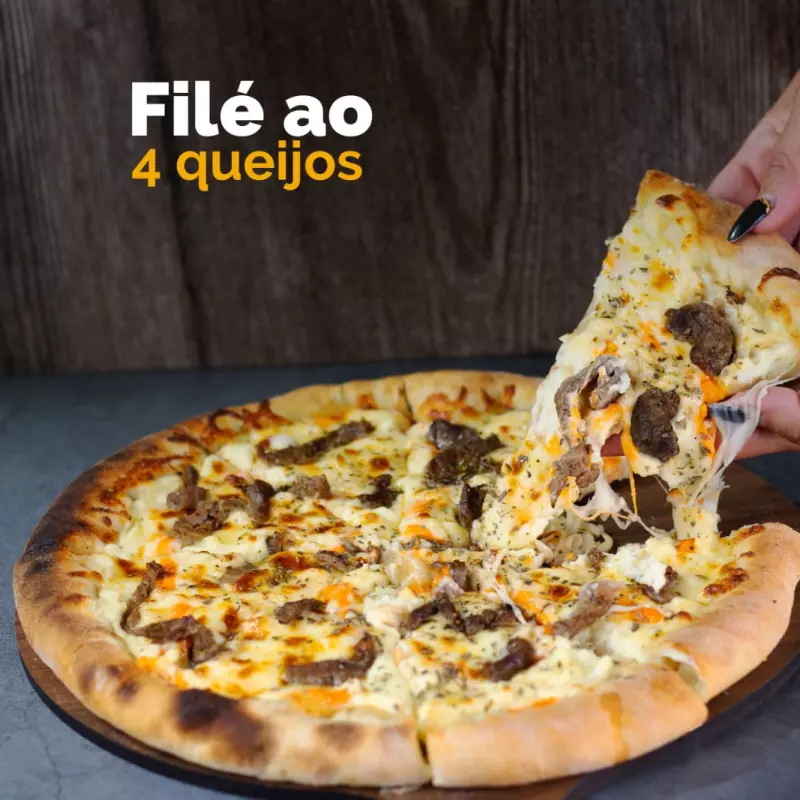 Pizza de Filé aos 4 Queijos (G)