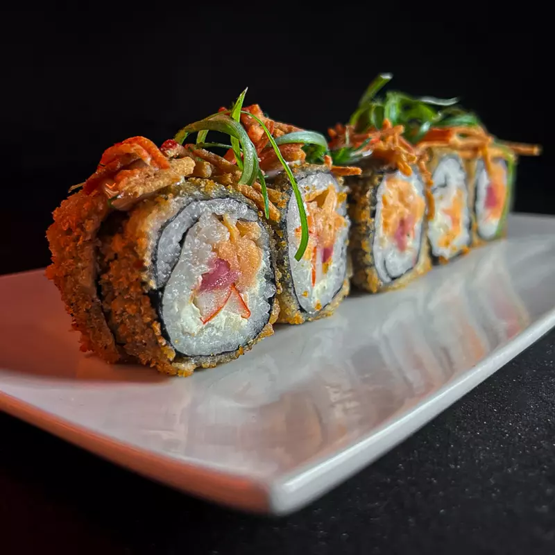 Linyi Roll Tempura (12 Piezas)