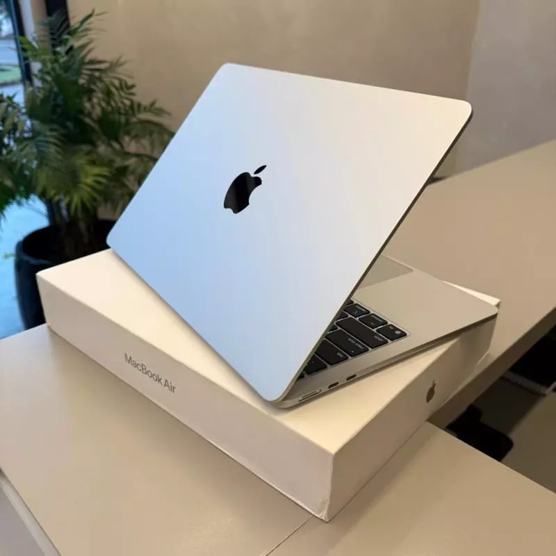MacBook Air 13 M4 256/16GB Silver