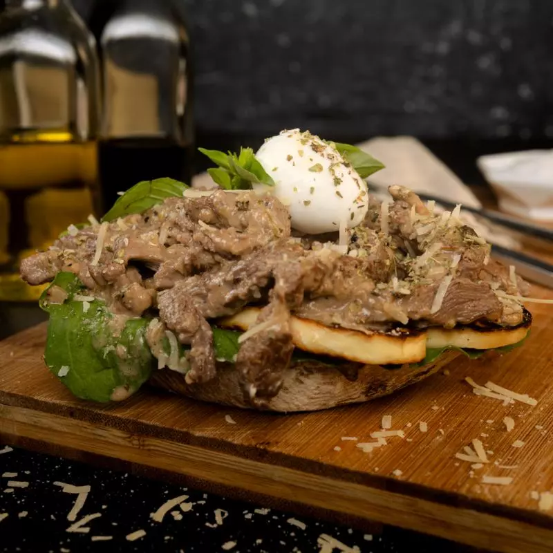 Bruschetta Stroganoff